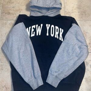 New York Men's Black and Gray Hoodie